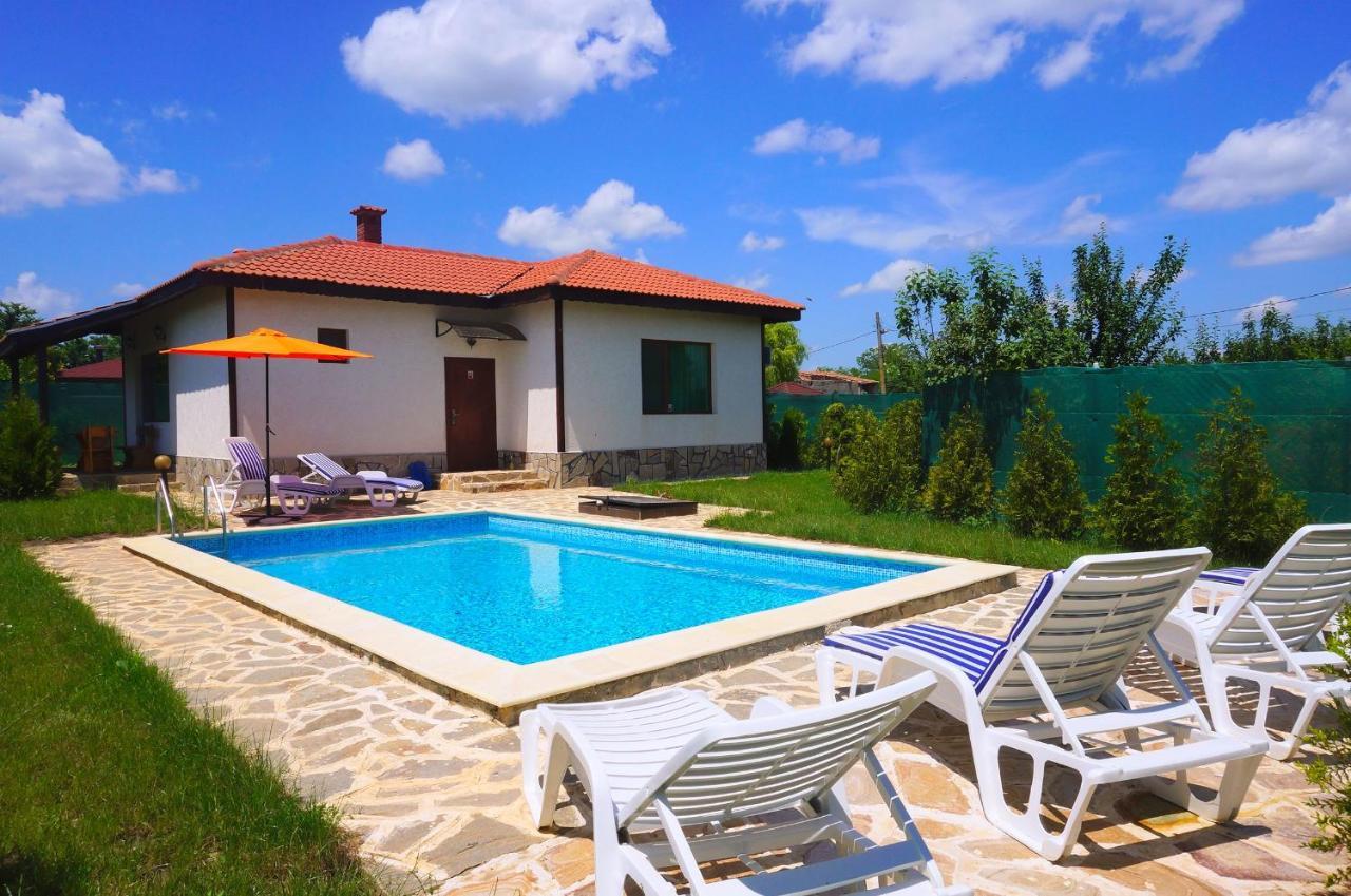Вила Едем - Villa Edem - Beach Bolata Area Balgarevo Kültér fotó