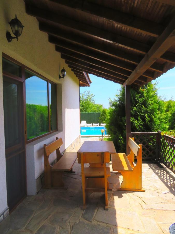 Вила Едем - Villa Edem - Beach Bolata Area Balgarevo Kültér fotó